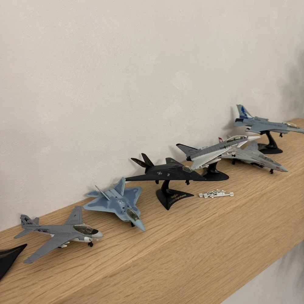 Maisto Tailwinds Diecast Aircraft Lot F-117A F-16C Eurofighter A-6E YF-22 F-14